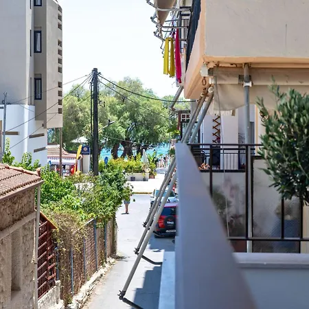 Lägenhetshotell Achinos - Mediterranean 3*