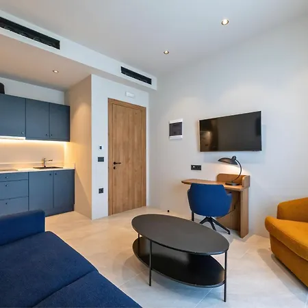 Achinos - Mediterranean 칼라마타