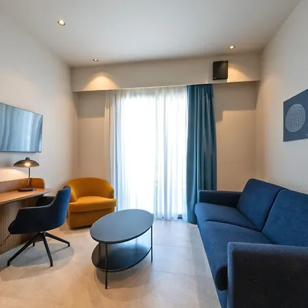 아파트호텔 Achinos - Mediterranean 칼라마타