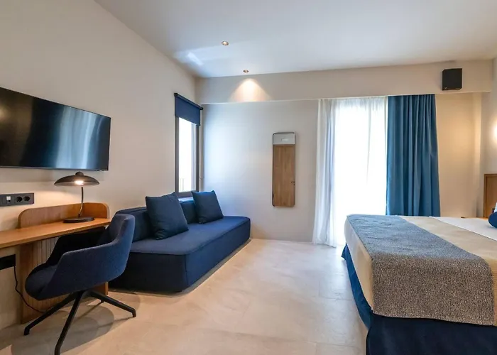 Apartmanhotel Achinos - Mediterranean 3*