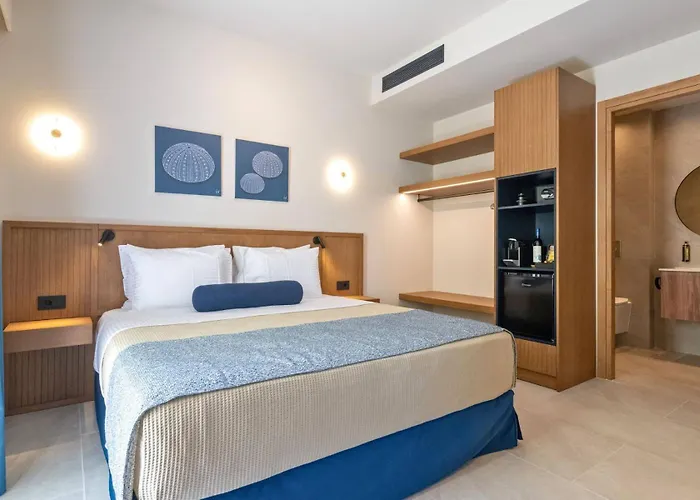Apartmanhotel Achinos - Mediterranean 3*